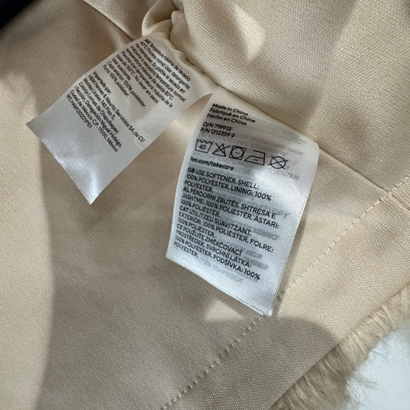 H&M Kids Cream Faux Fur Jacket - Picture 6 of 6